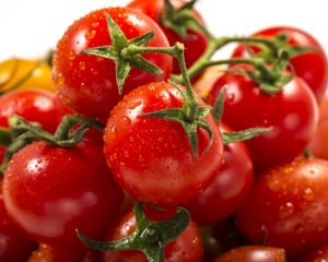 トマトの成分やカロリーはダイエットに効果的？｜管理栄養士執筆