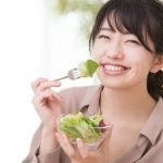 肌にいい食べ物とは？乾燥肌・肌荒れ予防、美肌のための食生活のポイントを解説