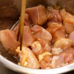 鶏肉の生焼けに注意！カンピロバクター食中毒の症状と予防法