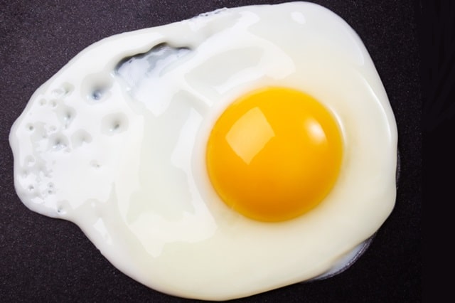 コレステロールを含む食品