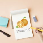 ビタミンCが多い食べ物は？摂取量の目安と効果的なとり方を解説